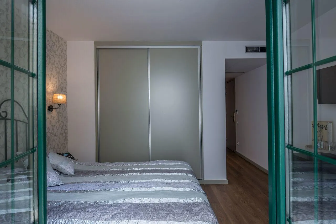 מלון L' Escala Jardi De Pedra (Adults Only)